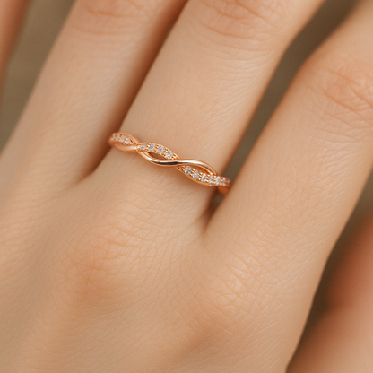Zircon Twist Band Ring