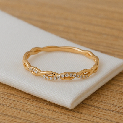 Zircon Twist Band Ring
